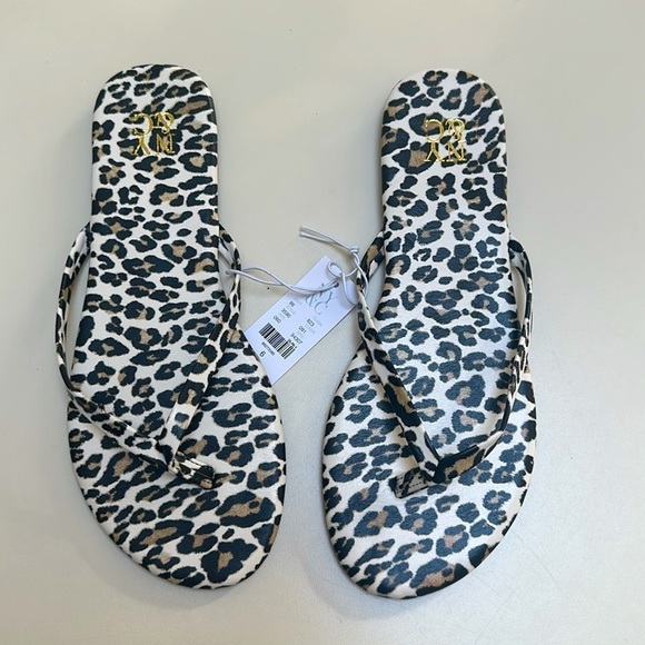 💜🤑 🆕 NEW YORK & CO leopard print flip flops size 6 - Picture 7 of 7